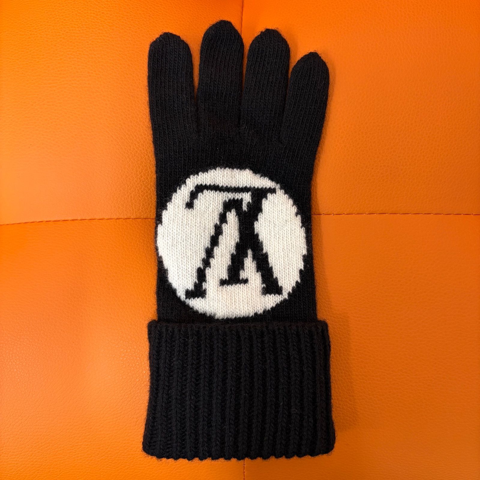  LOUIS VUITTON グローブ マイユ LV メダリオン M 79307 手袋 アームカバー 小物