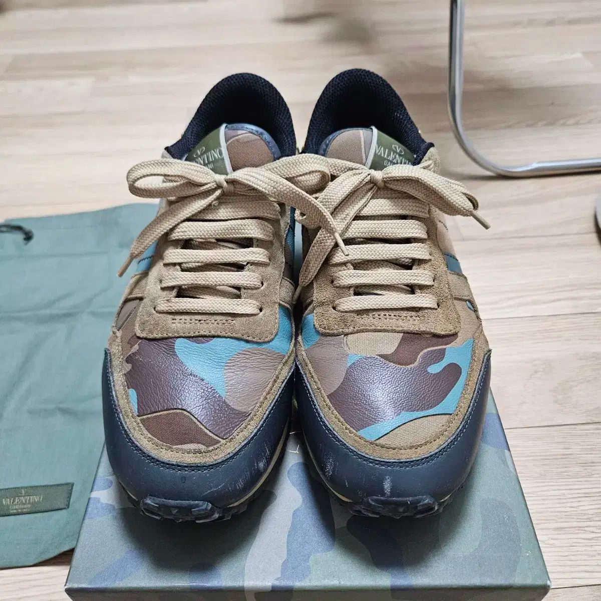 Valentino ヴァレンティノ カモフラ スニーカー サイズ 39 - メルカリ