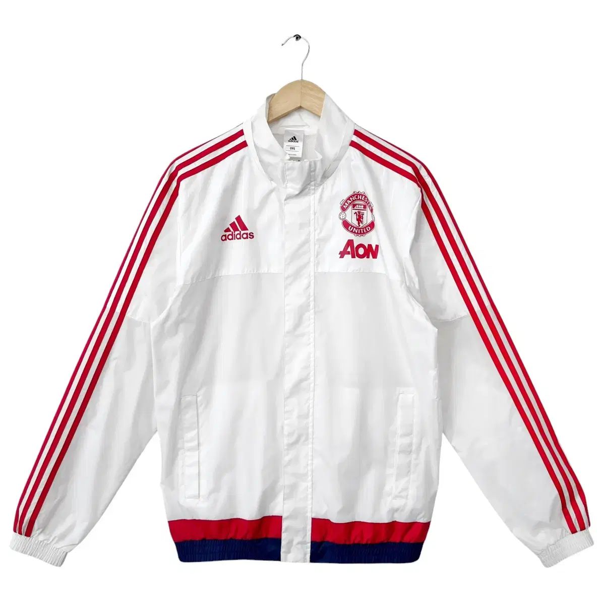 アディダス MANCHESTER UNITED FC セール ウィンドブレーカー