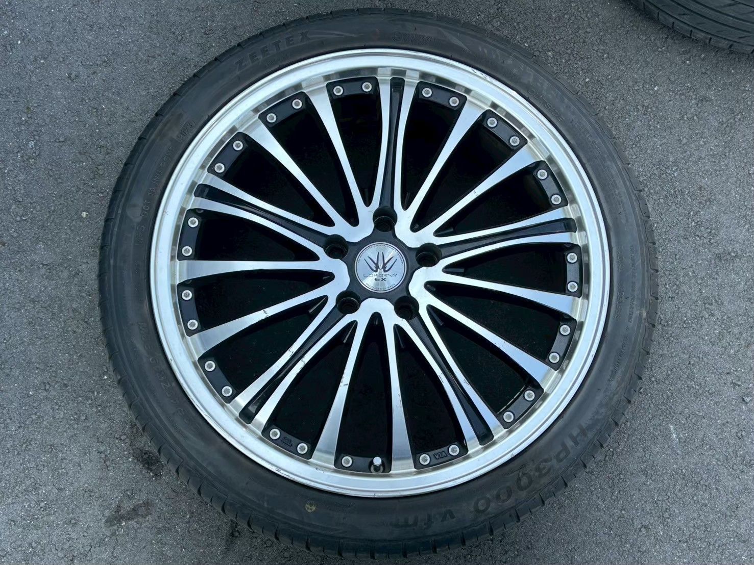 225 40 R 19 ホイール＆タイヤセット