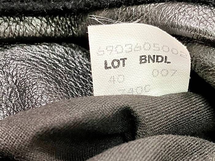 ショット レザーパイピング