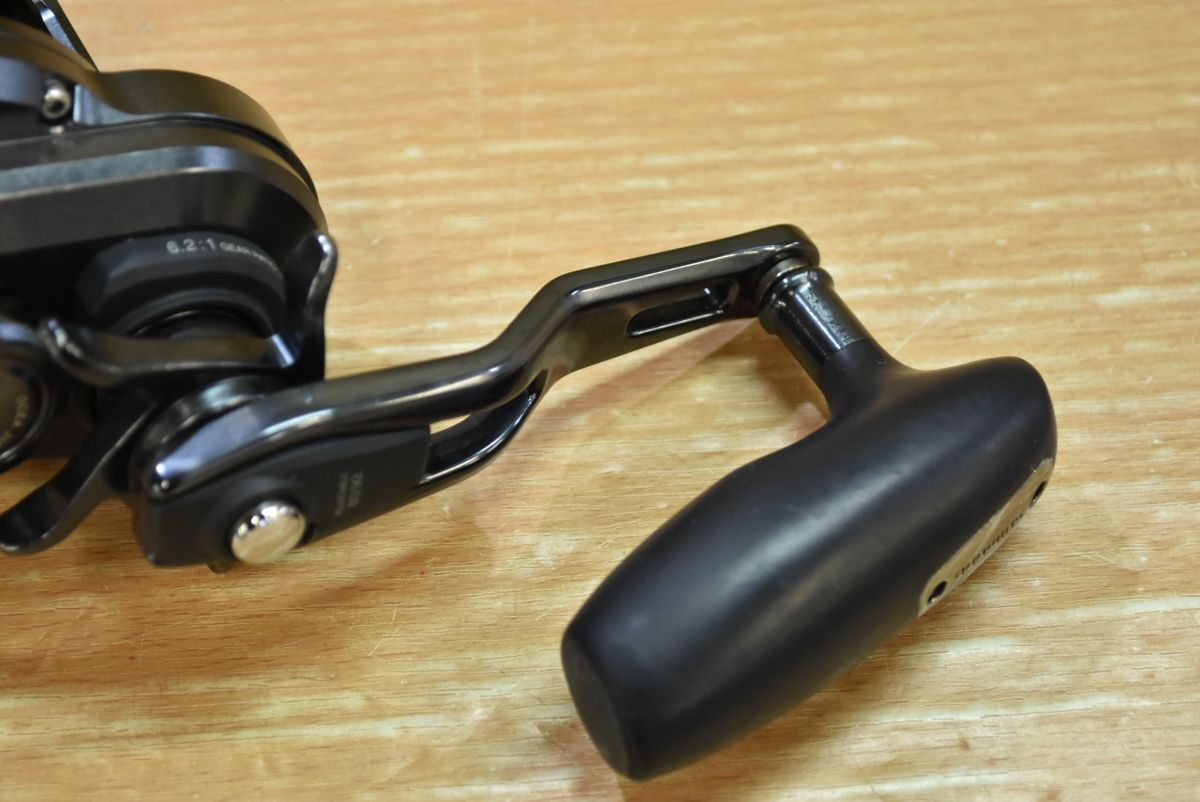 2000NRHG ベイトリール