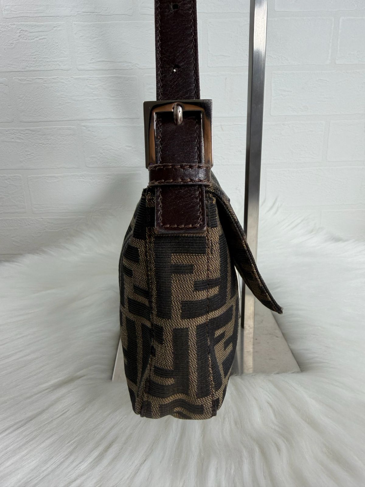 FENDI フェンディ マンマバケット ハンドバッグ ズッカ キャンバス