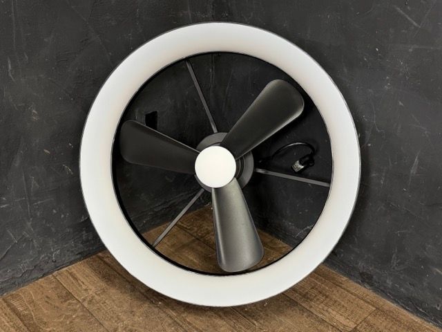 ARTIKA LEDシーリングファン 【中古】 FAN-AUR-C4BL 2025年製 ライトと