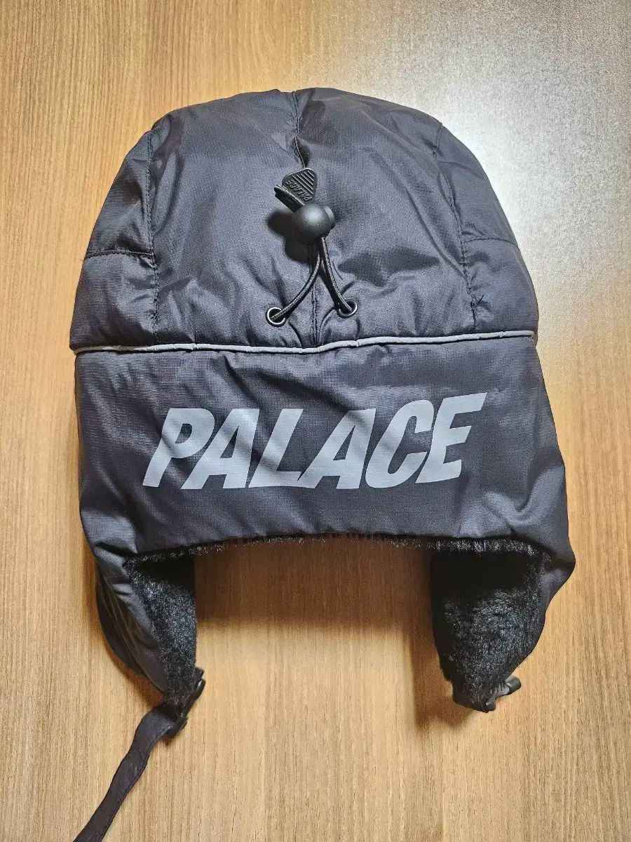 PALACE トラッパーハット ブラック S M