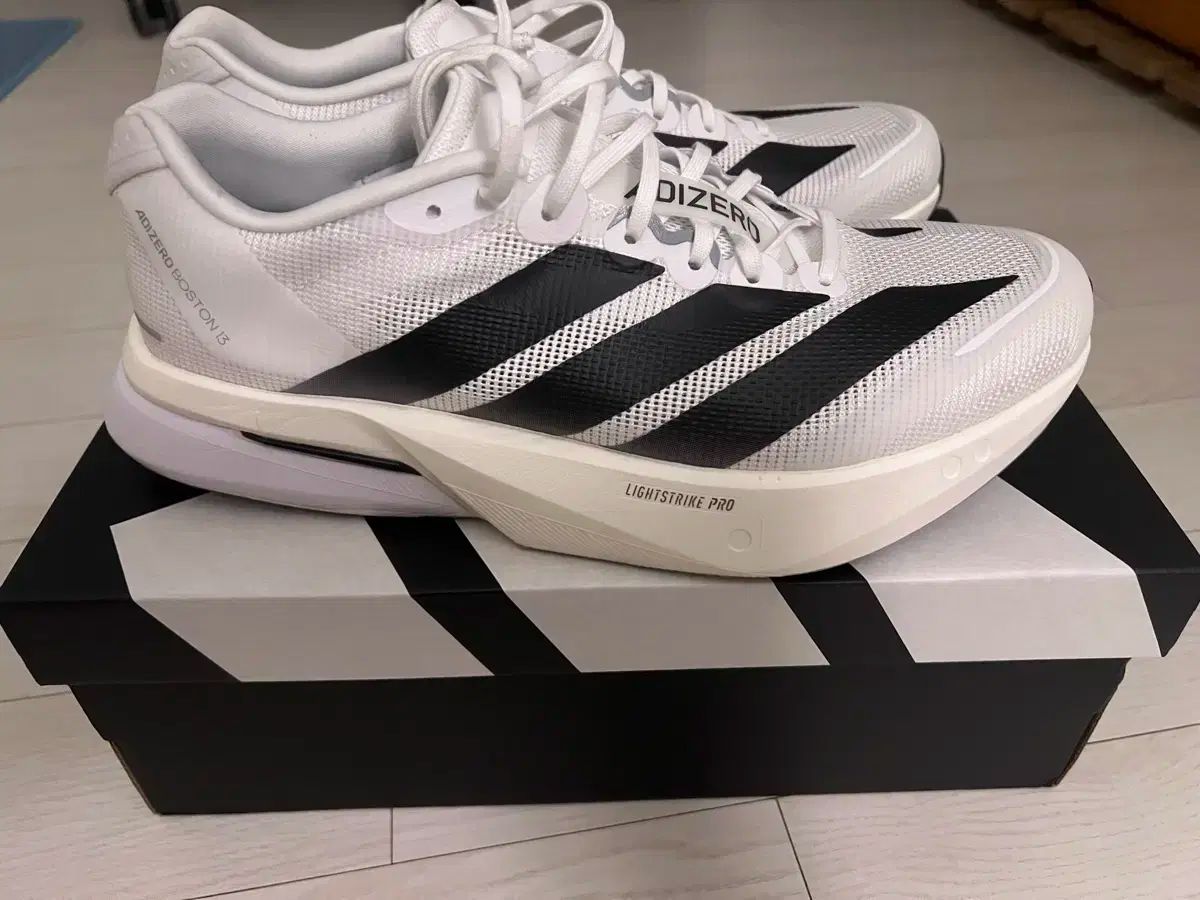 アディダス アディゼロ ボストン 13 260