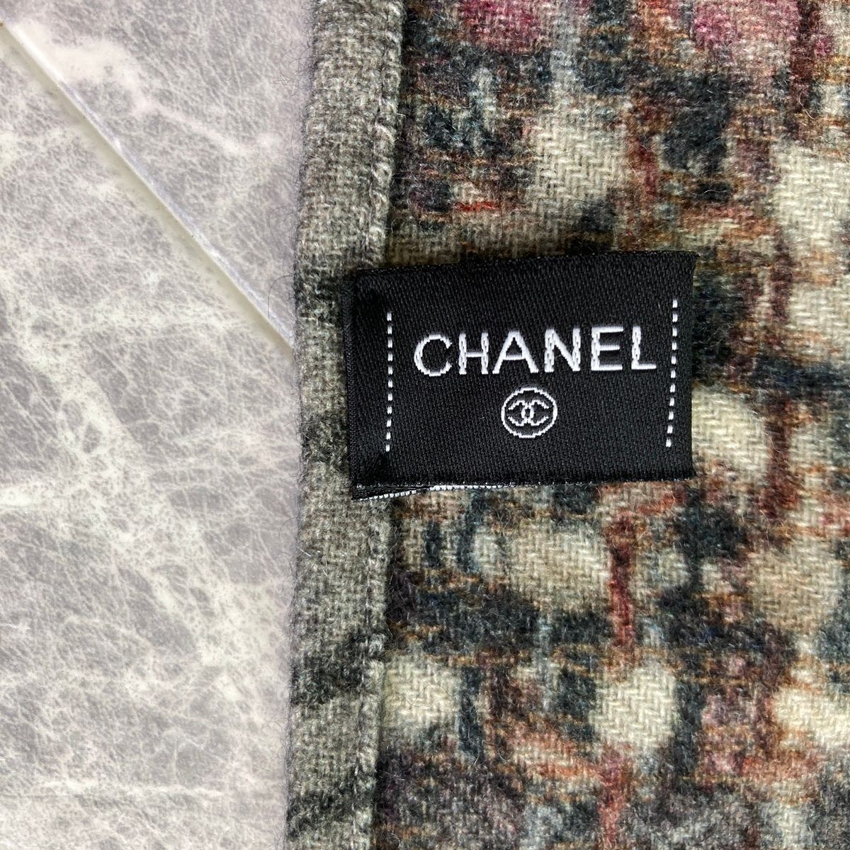 CHANEL シャネル ココマーク ケープ リバーシブル ストール レディース