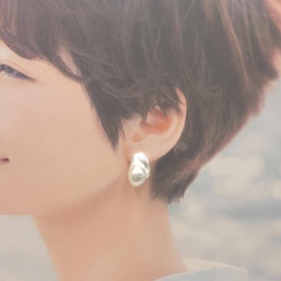 新品☆未使用　ripsalis パール ピアス K18 淡水真珠 バロックパールピアス LARICA、ripsalis風 パール - メルカリ