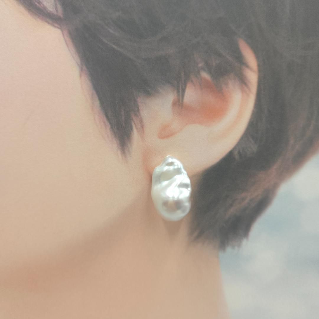 K18 淡水真珠 バロックパールピアス LARICA、ripsalis風 パール - メルカリ