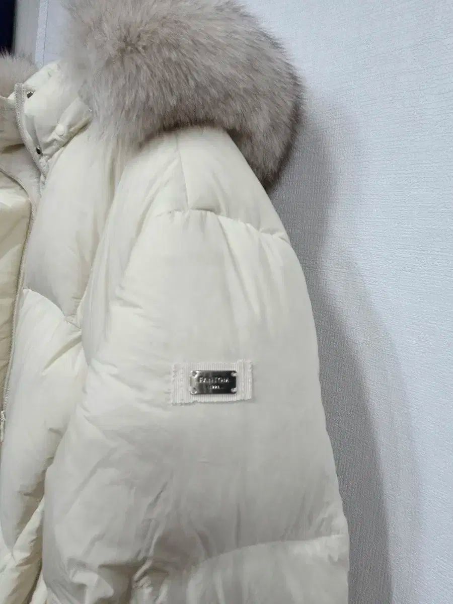 フーディーダウン アウター