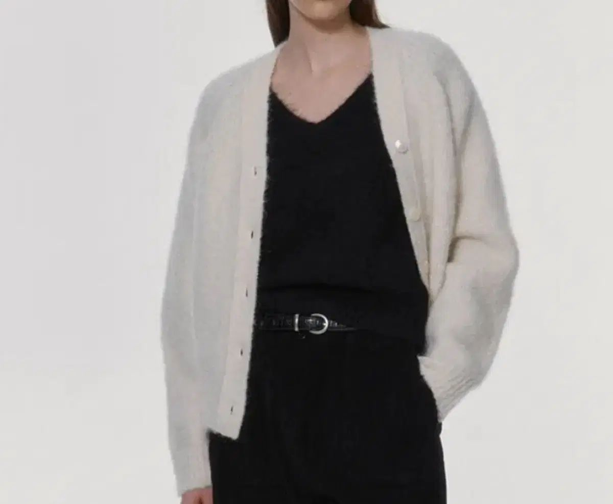 ナッシングリトゥン Volume alpaca cardigan Ecru