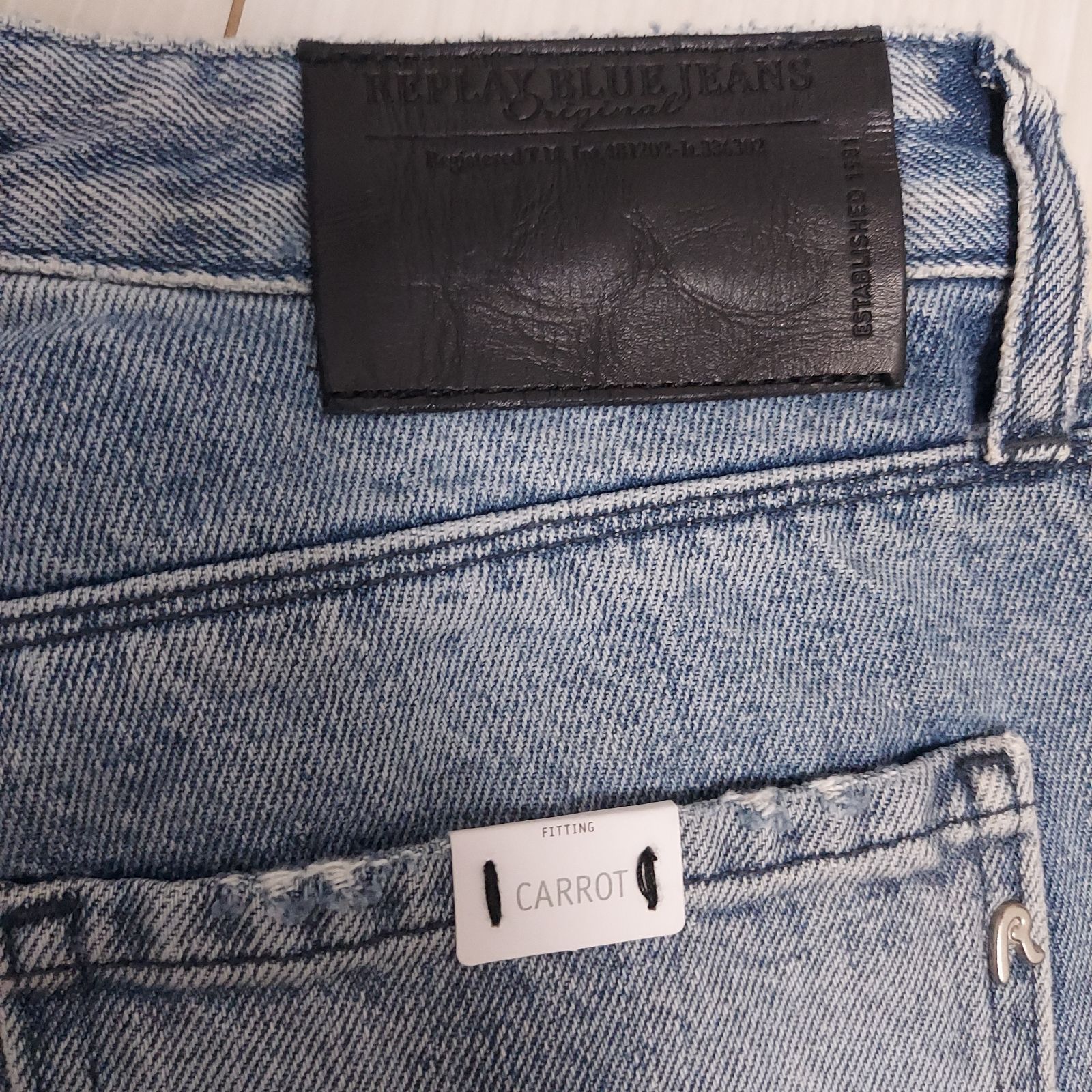  REPLAY リプレイ Sophir Mom Jeans with Abrasions ダメージ デニムパンツ 25 チュニジア製 その他 デニム ジーンズ