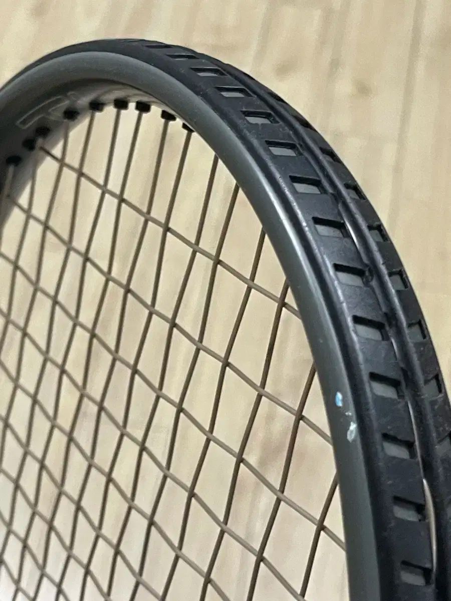 スリー テニスラケット