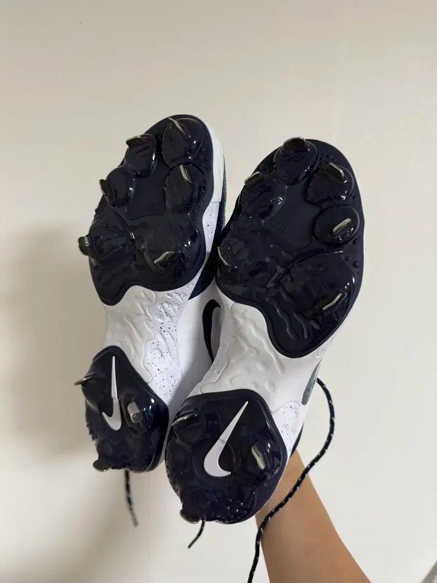 ナイキ アルファハラチ ネイビー 野球シューズ