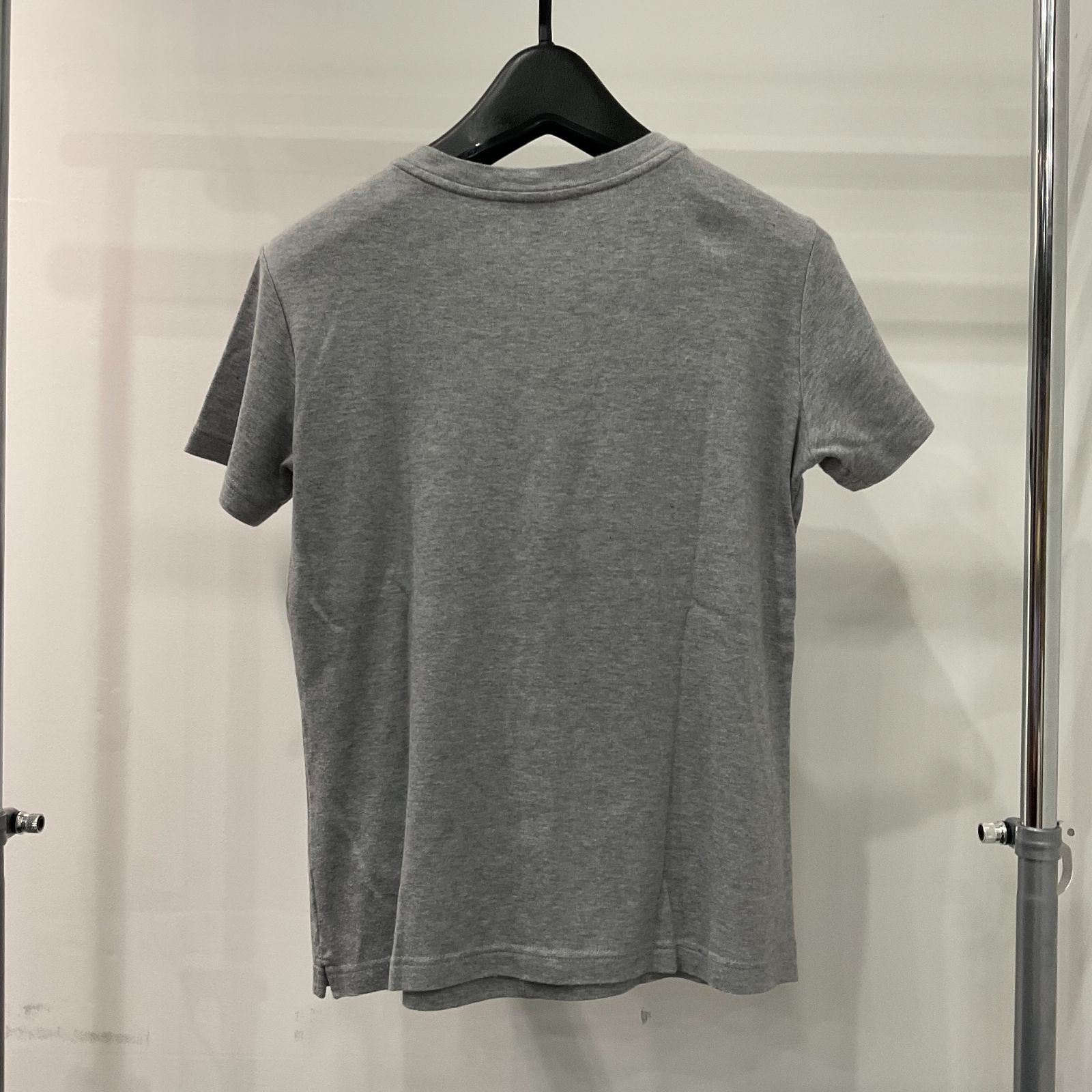 LOUIS VUITTON LV ショートスリーブトップ グレー サイズS D25063656