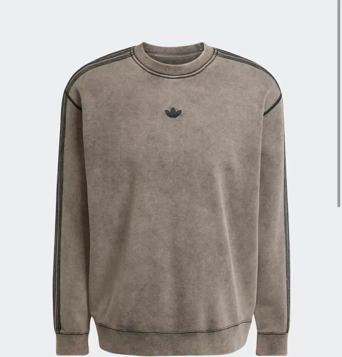 アディダス レトロ ウォッシュド ブラック スウェットシャツ