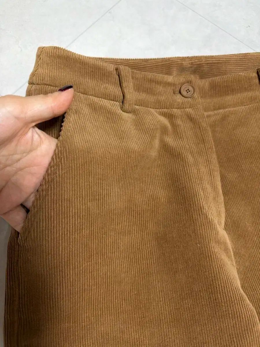 ワイルド パンツ