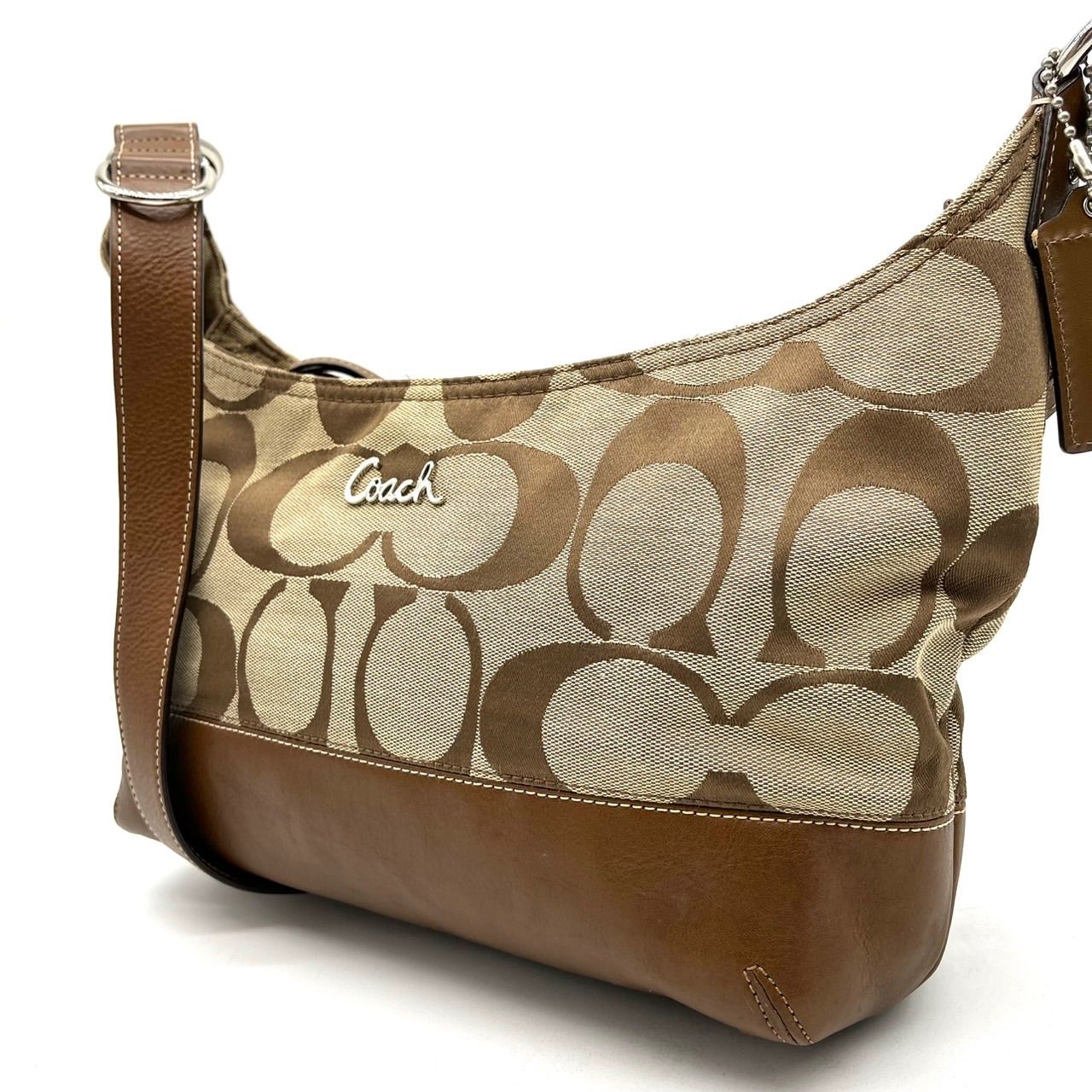 OneMall provides Mercari products: 【良品】 coach y2k signature 