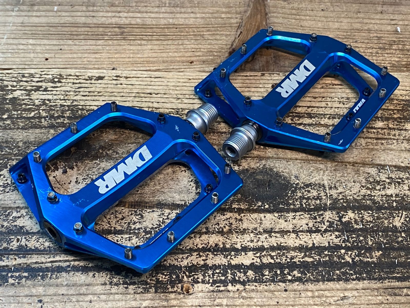 DMR VAULT シルバー ペダル DMR VAULT PEDAL ペダル 限定グレー迷彩