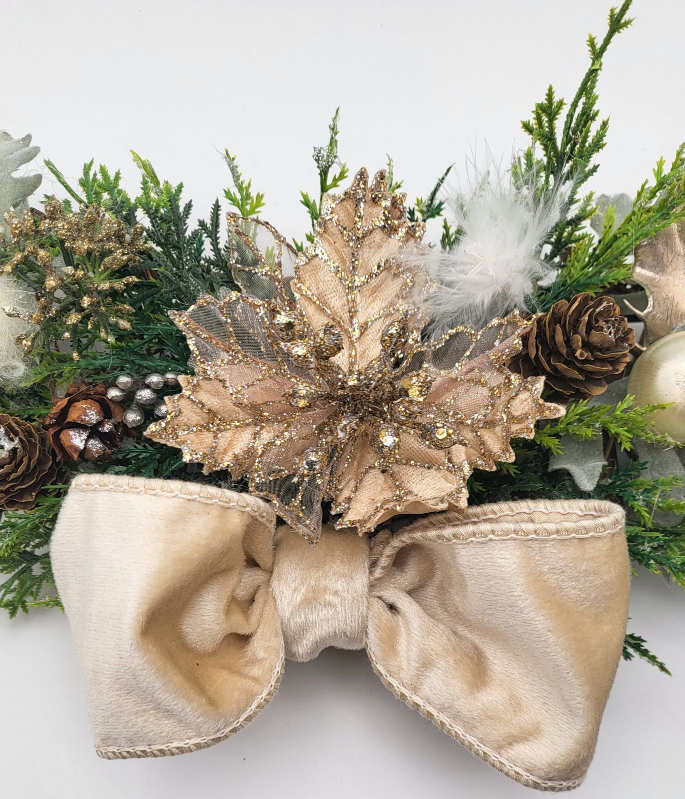 期間限定割引40%！ ゴールドポインセチア三日月クリスマスリース