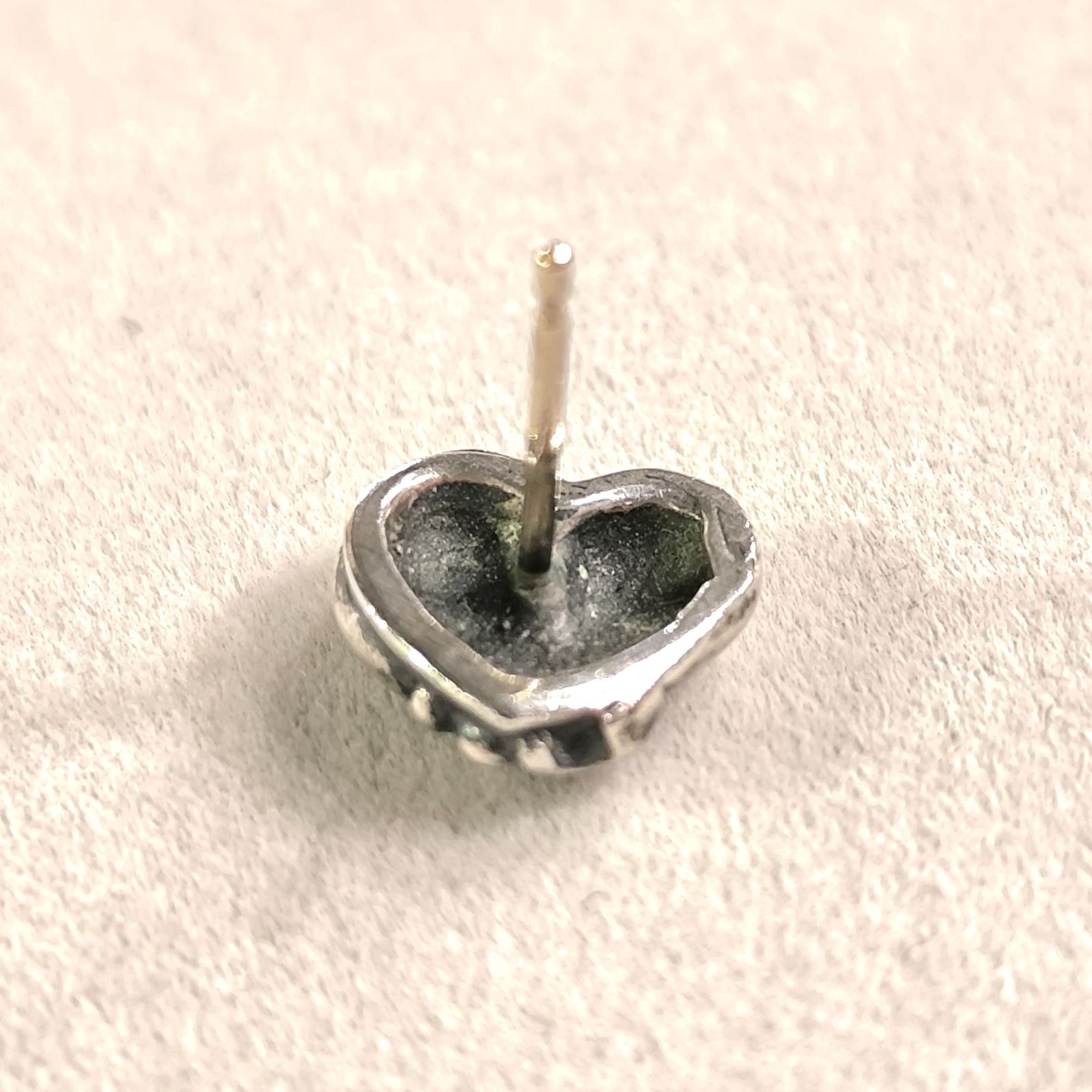 片耳用】クロムハーツ ハート スタッドピアス シルバー キャッチ欠 ②