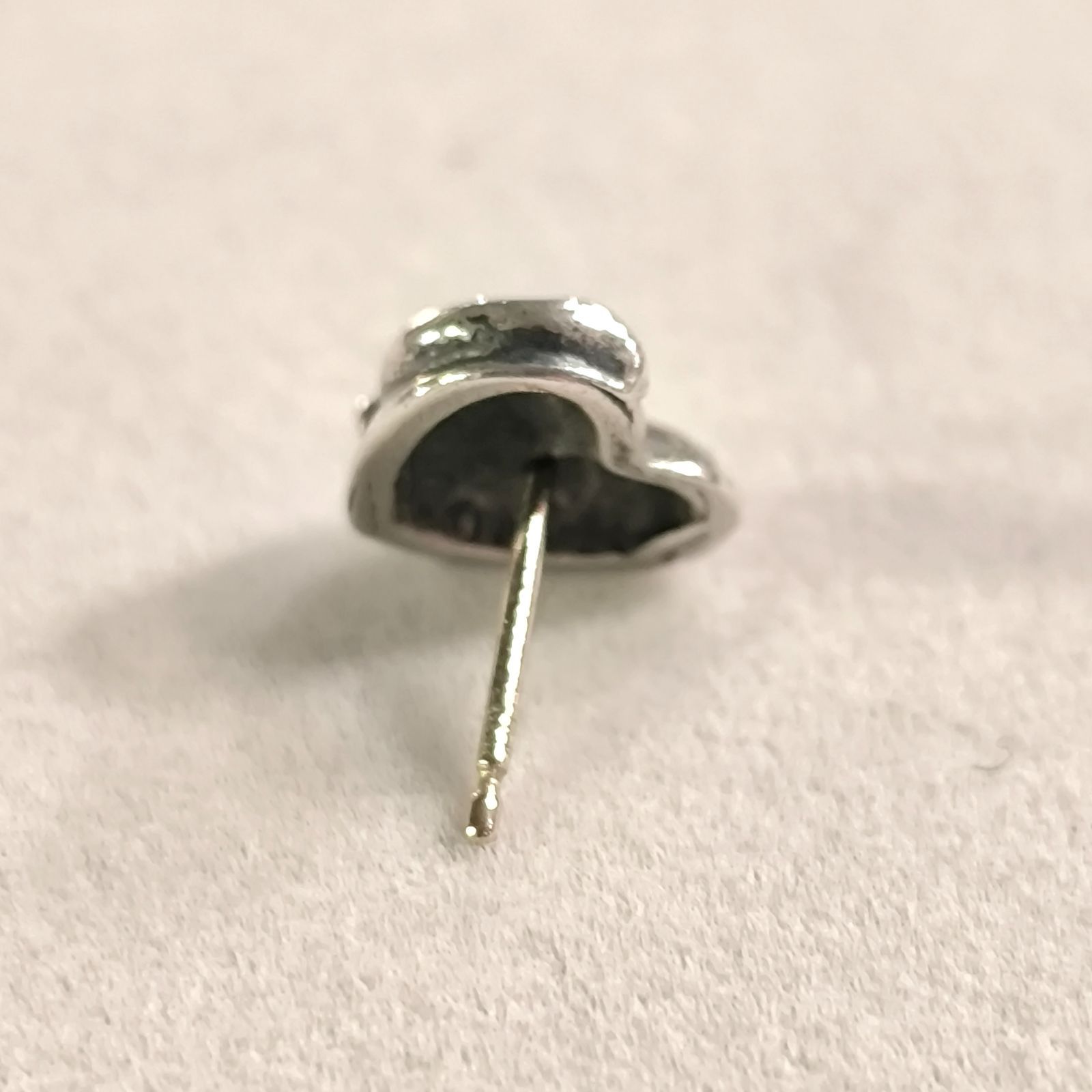 片耳用】クロムハーツ ハート スタッドピアス シルバー キャッチ欠 ②