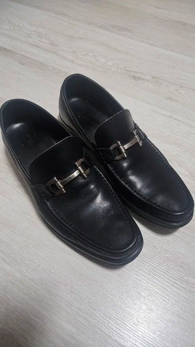 FERRAGAMO フェラガモ 靴 9サイズ 42 韓国 270