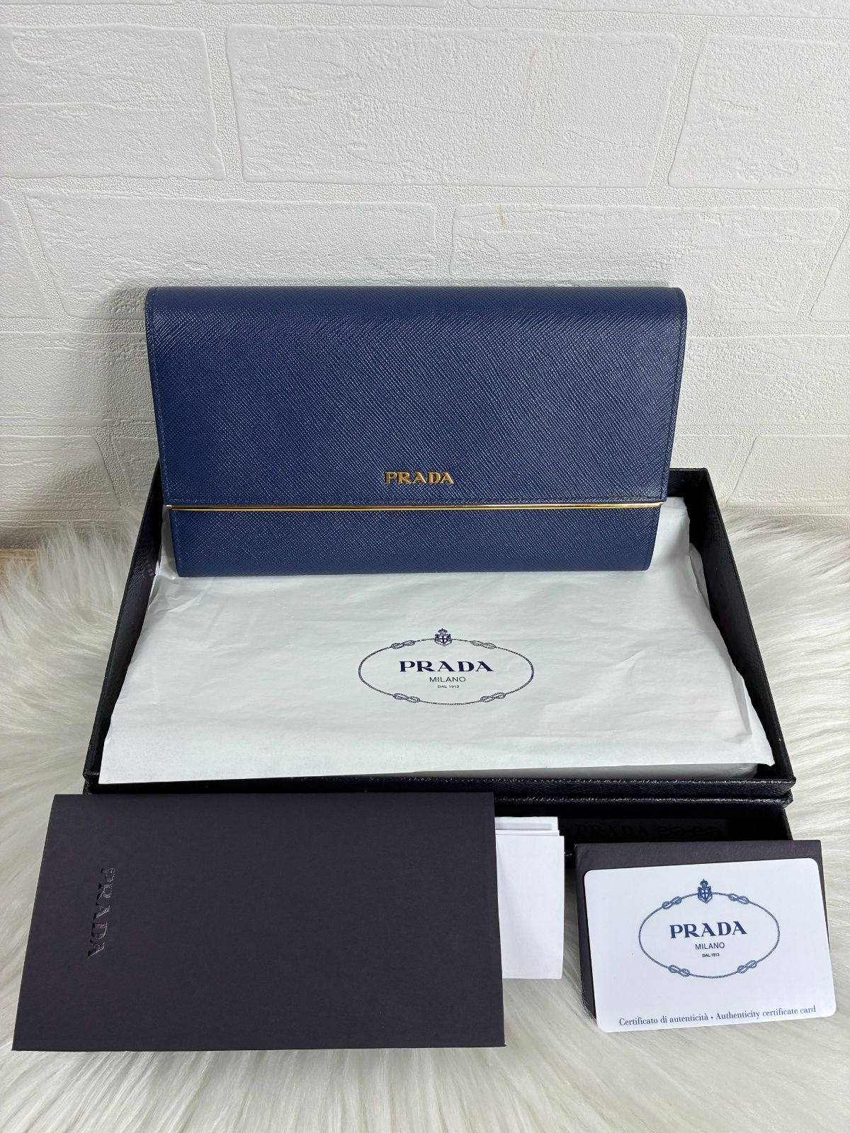 PRADA サフィアーノレザー クラッチバッグ ネイビー 箱 ギャランティカード付き