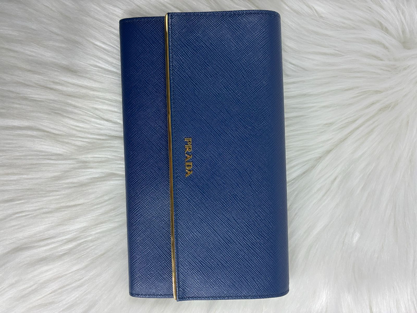 クラッチバッグ