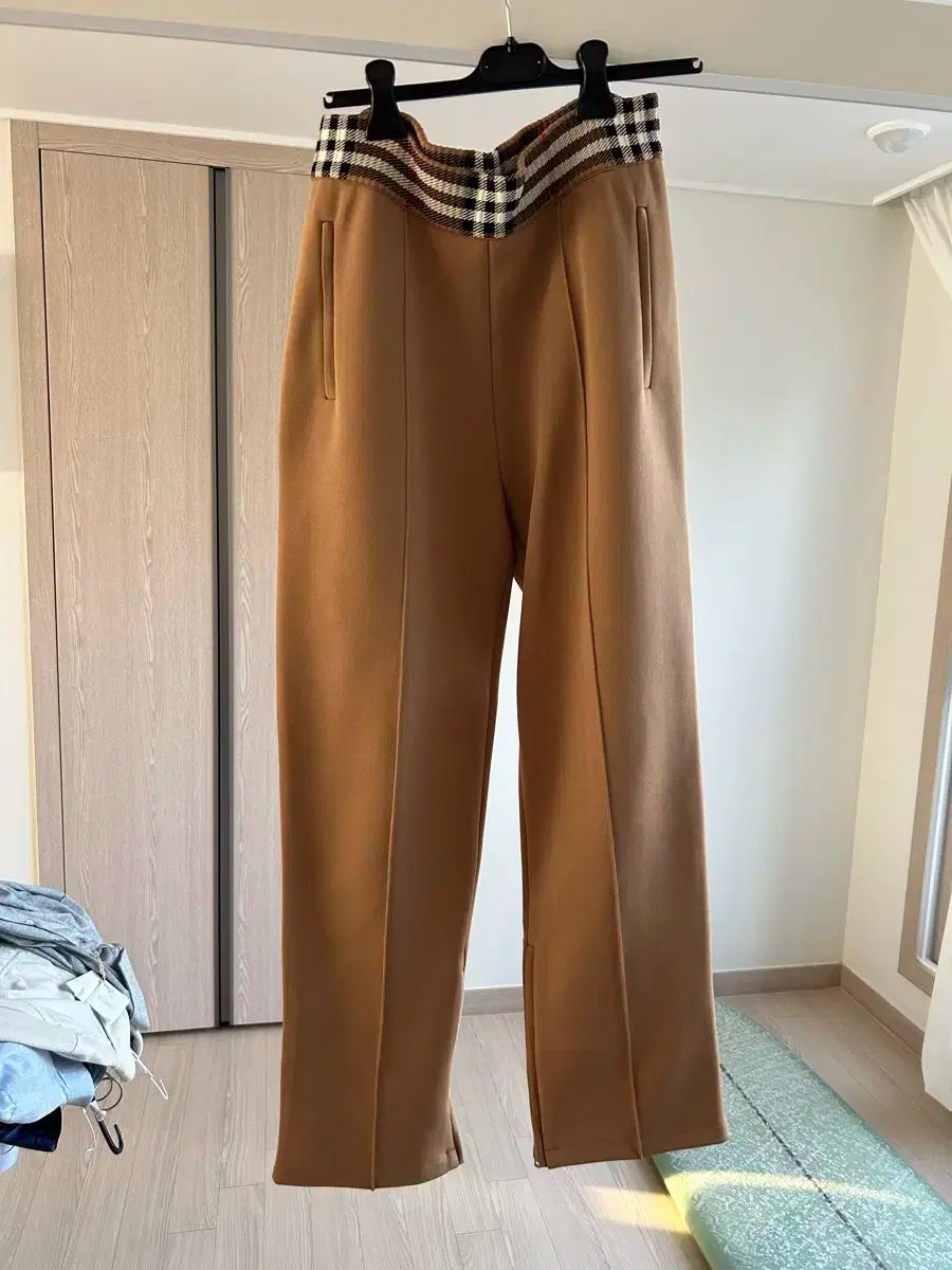 バーバリー CHECK POINT ブラウン ズボン