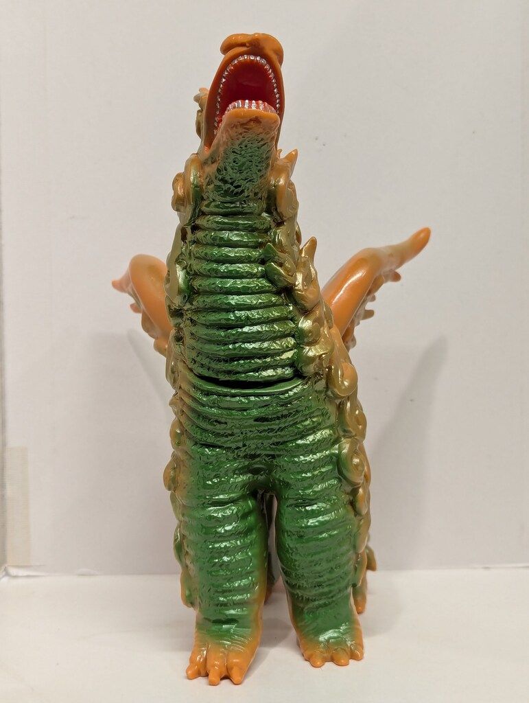 ブルマァク 復刻版怪獣シリーズ ウルトラマン ドドンゴ - メルカリ