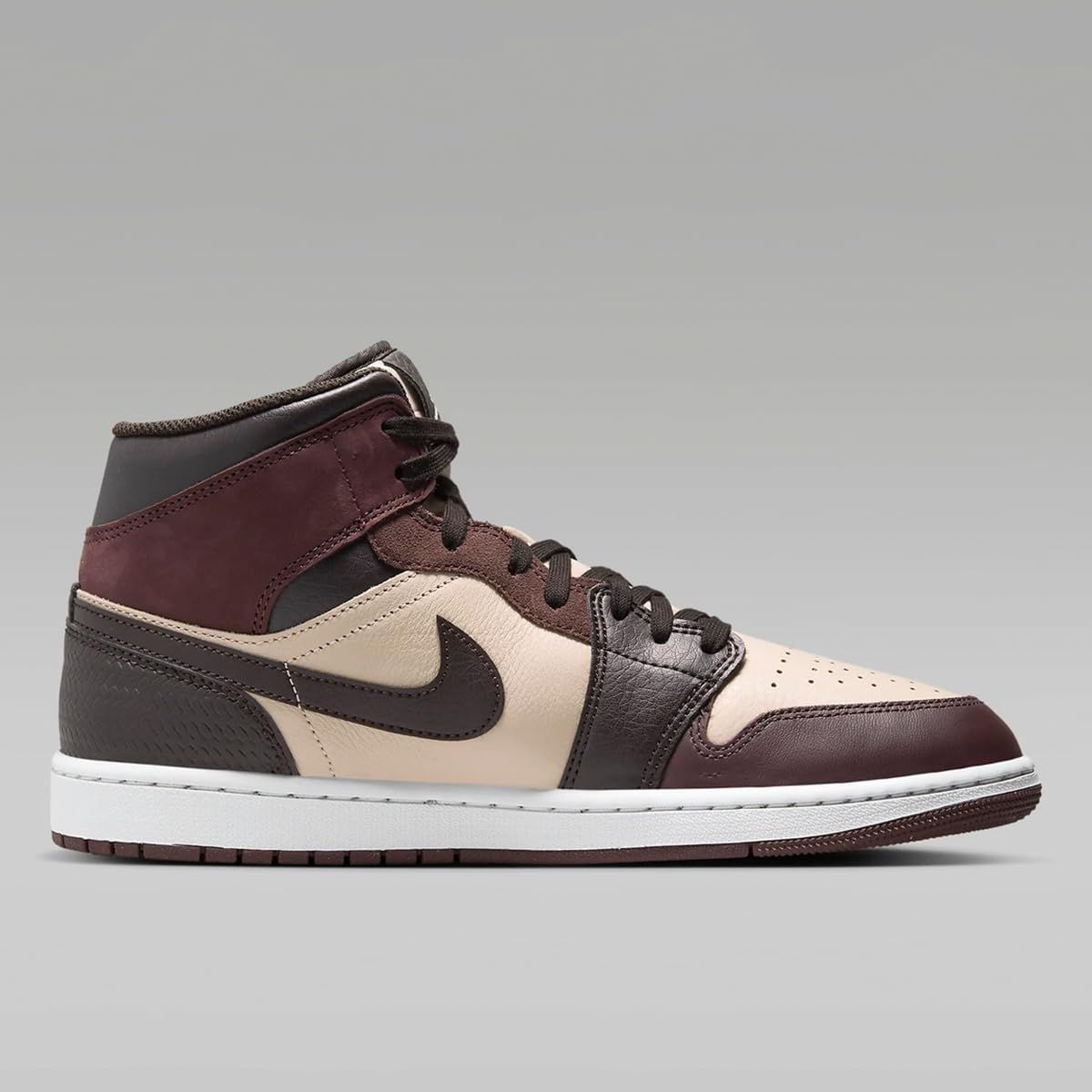 ナイキ エア ジョーダン 1 MID SE AIR JORDAN ベルベットブラウン サンドドリフト メタリックゴールド アース FZ 4359-200日本 29.0 cm