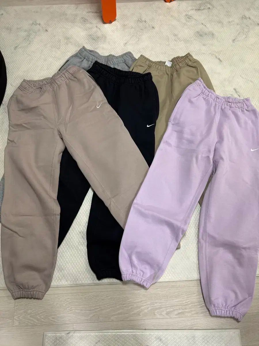 ナイキ NRG ソロスウッシュ トレーナー パンツ 5枚