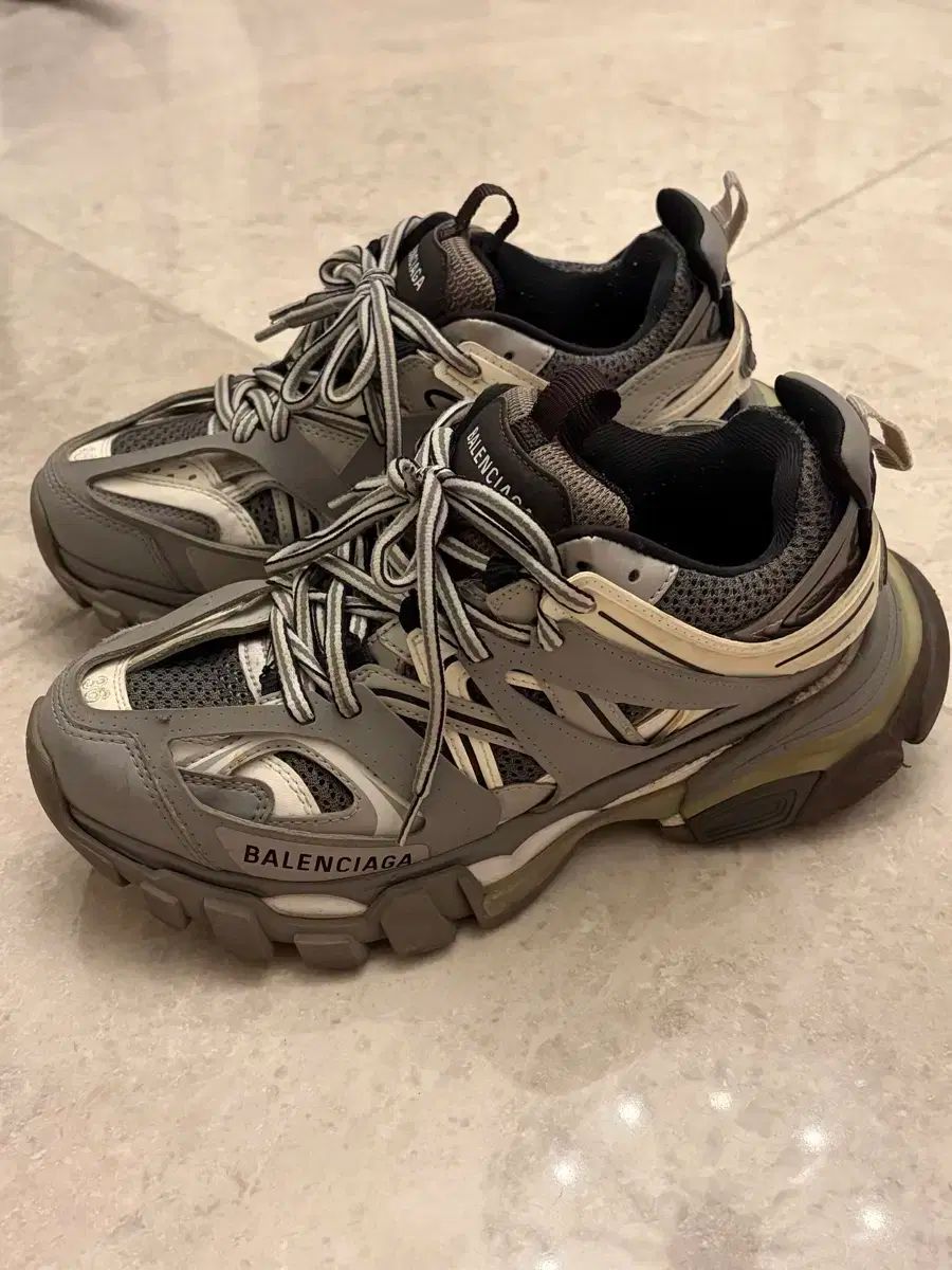 バレンシアガ トラック シューズ グレー 36 240