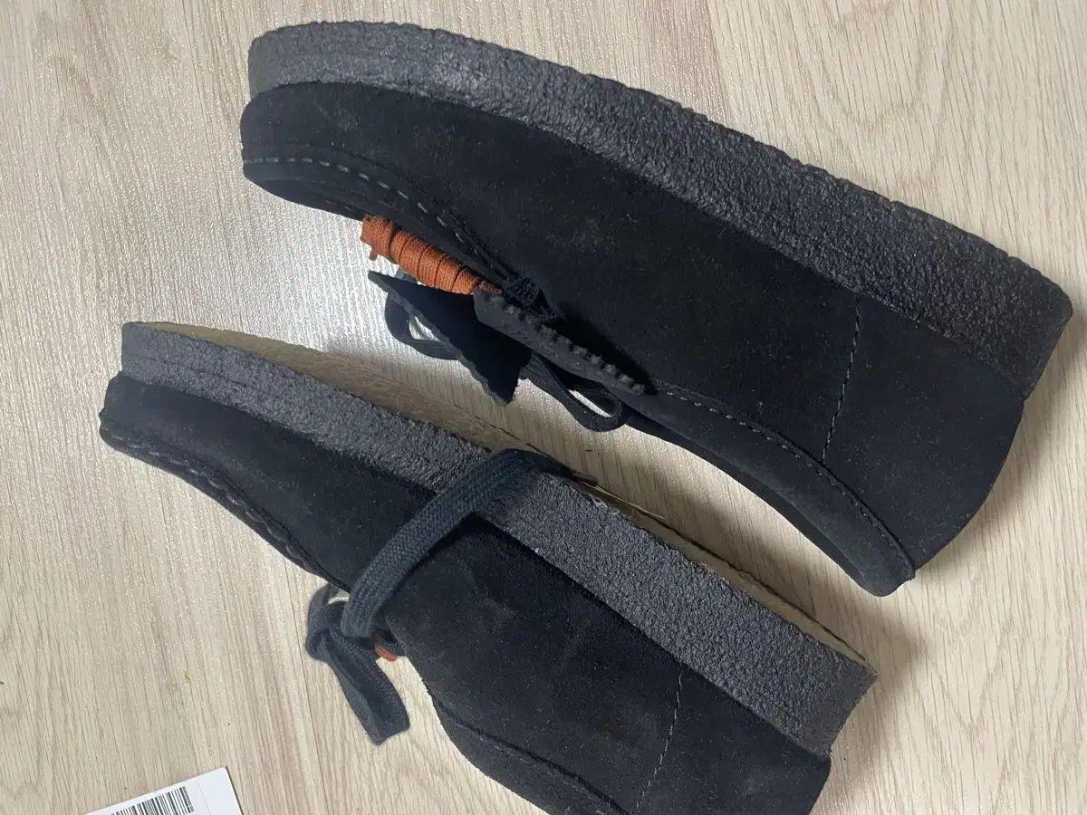 クラークス ワラビー ブラック uk 5
