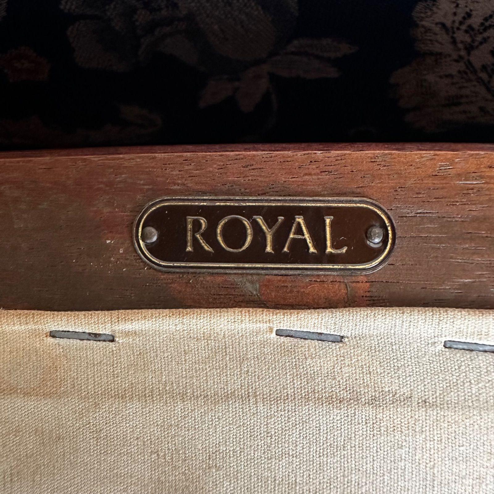 マルニ木工 地中海ロイヤル アームチェア 2人/3人掛け オットマン付き