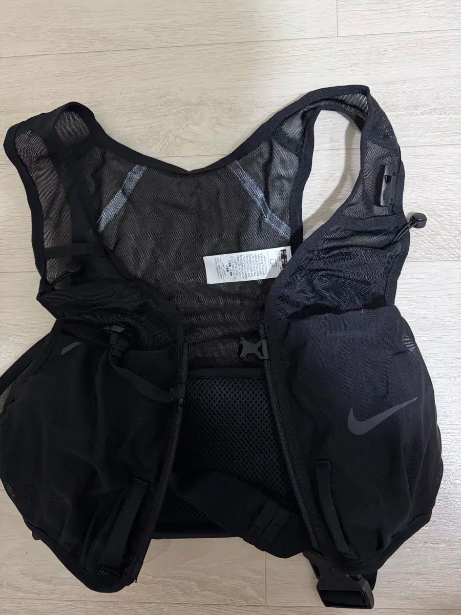 ナイキ ランニング ベスト ブラック M L