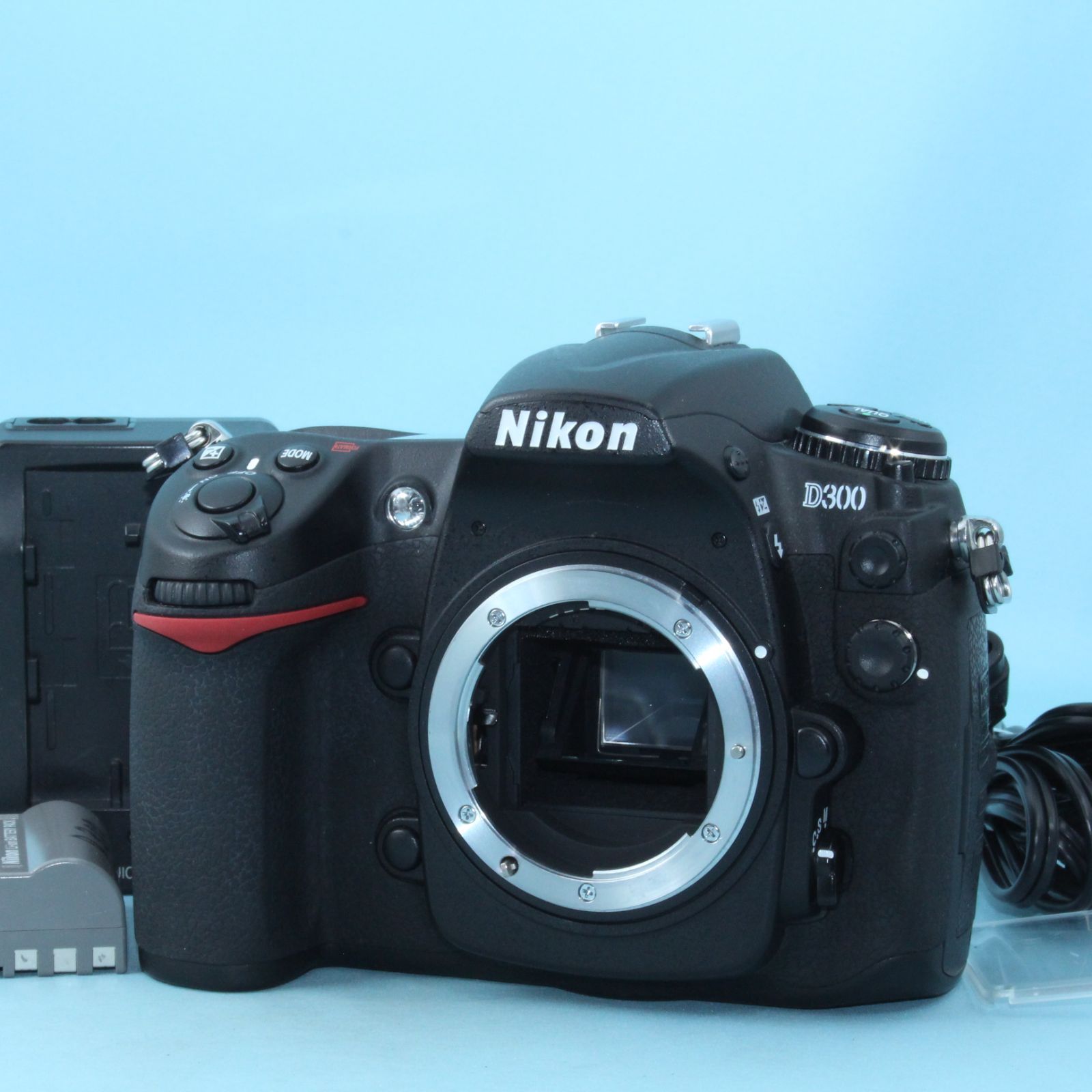 Nikon D300 返品保証 ショット数12773回 ニコン デジタル一眼レフカメラ