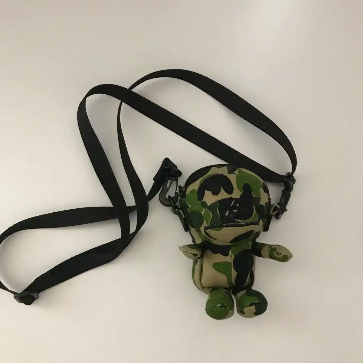 A BATHING APE アベイシングエイプ ABC カモフラ ベイビー マイロ ミニ ショルダーバック クロスバック バッグ