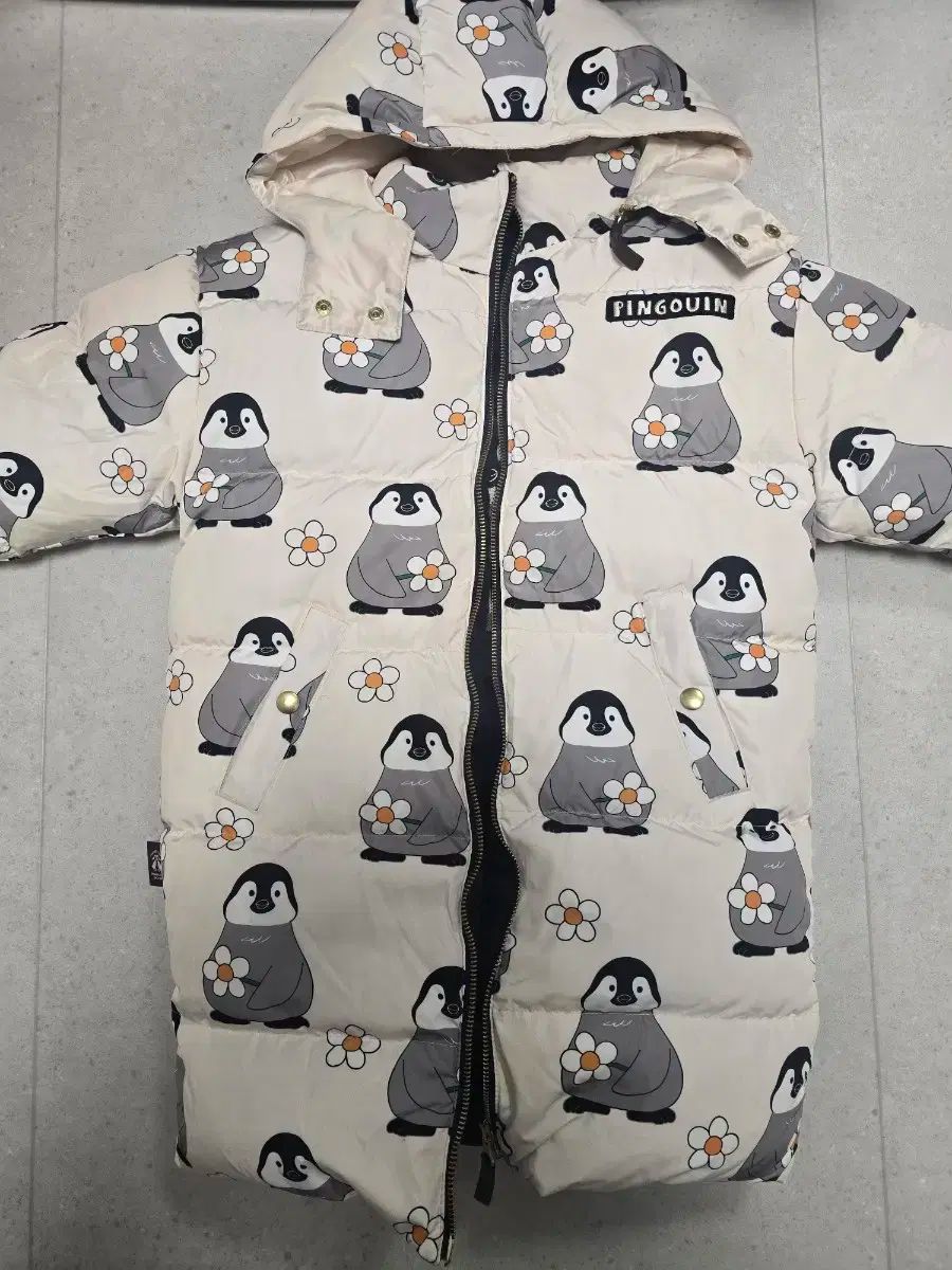 リバーシブル ダウンジャケット