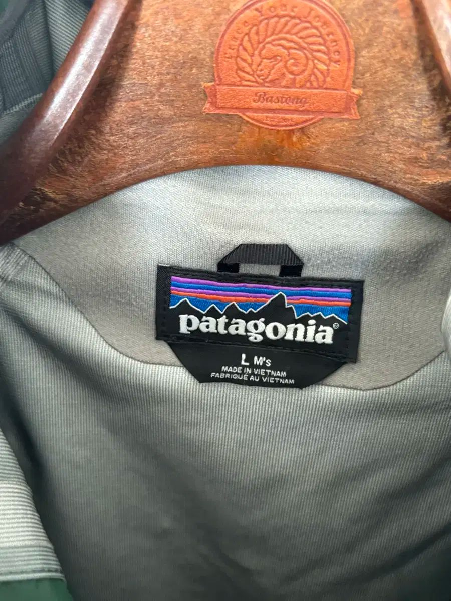 パタゴニア トレントシェル 3レイヤー size L