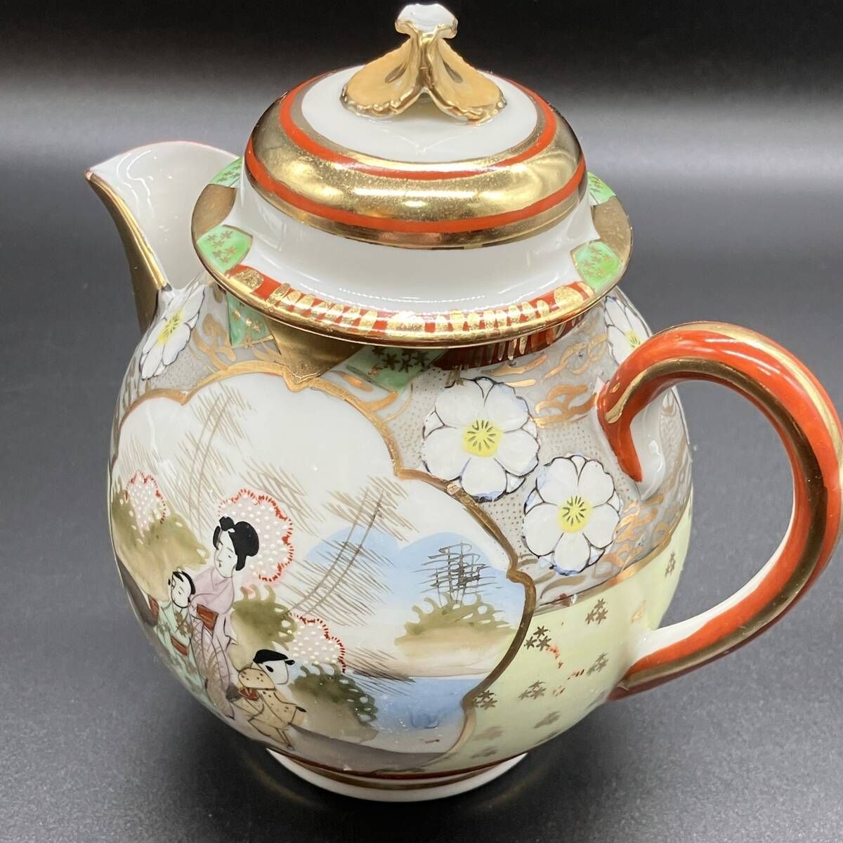 シュガーポット