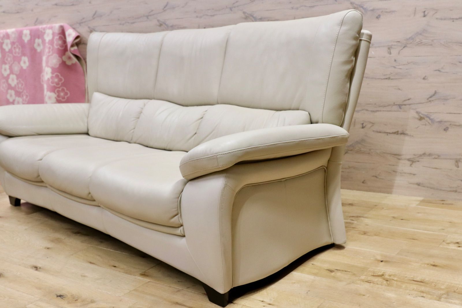 トリプルソファ