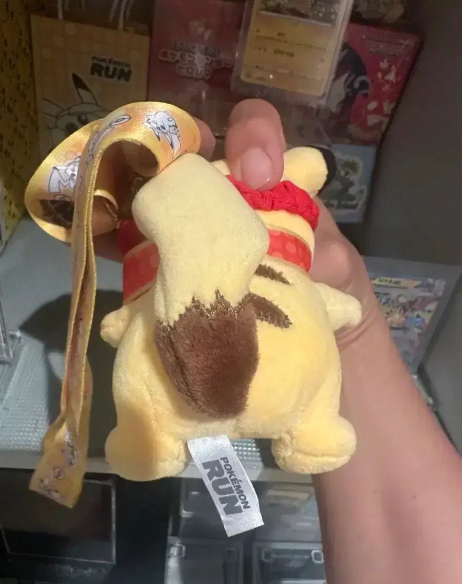 ピカチュウ ぬいぐるみ