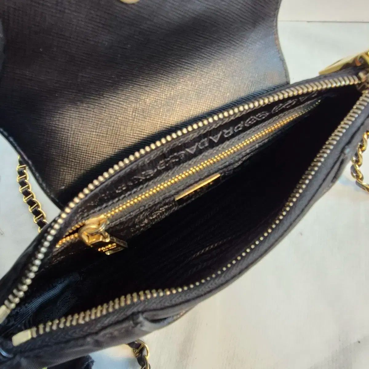 ブラック チェーン