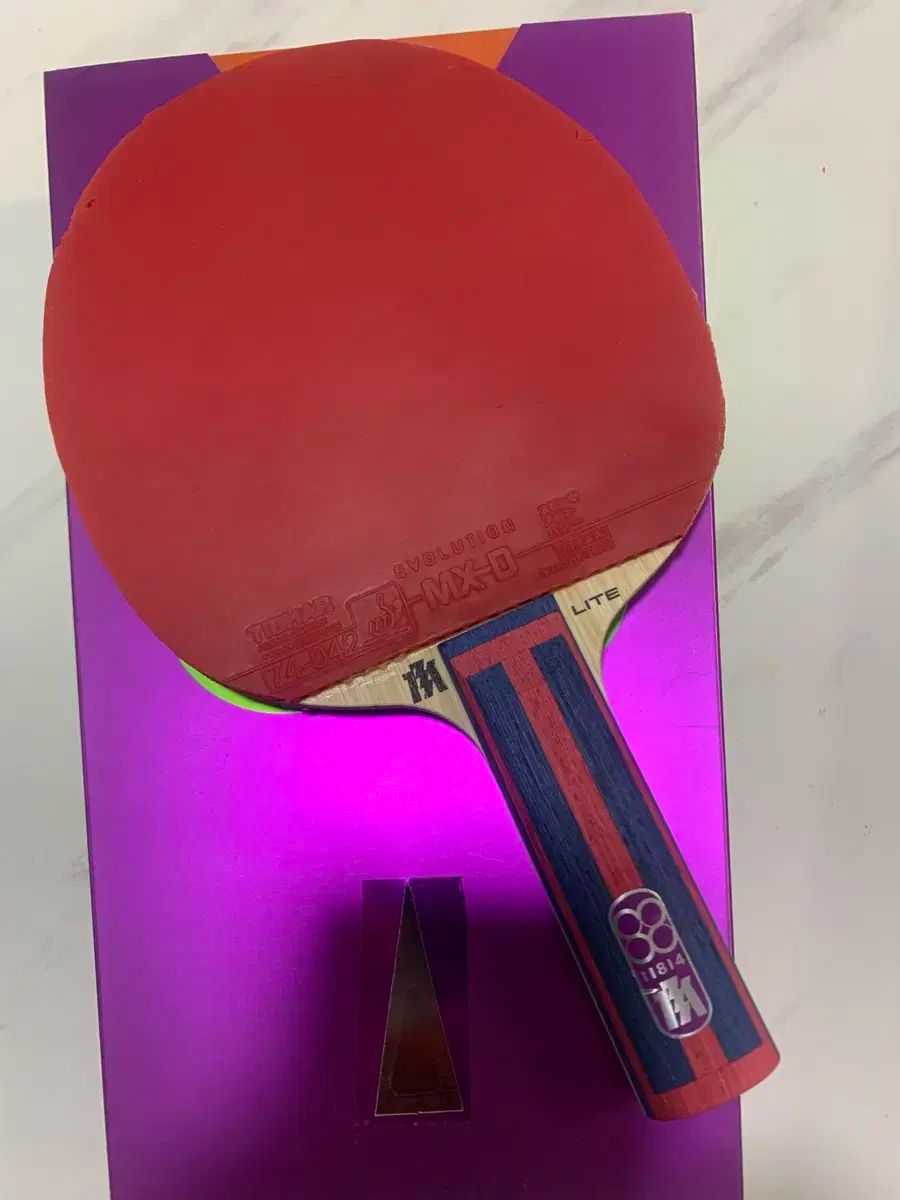 エクシ옴 新モデル イ スンス 卓球ラケット
