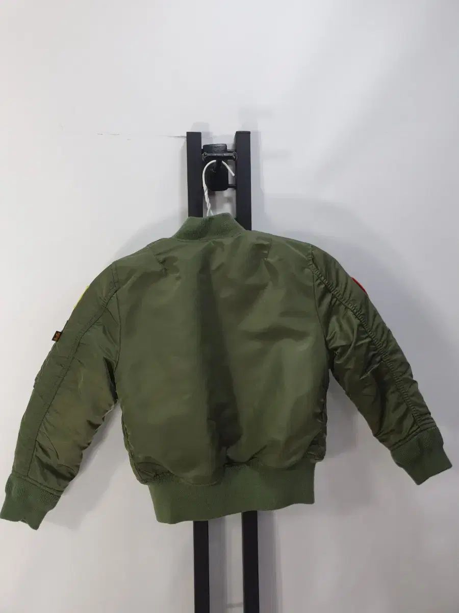 アルファ インダストリーズ キッズ MA-1 パイロットジャンパー