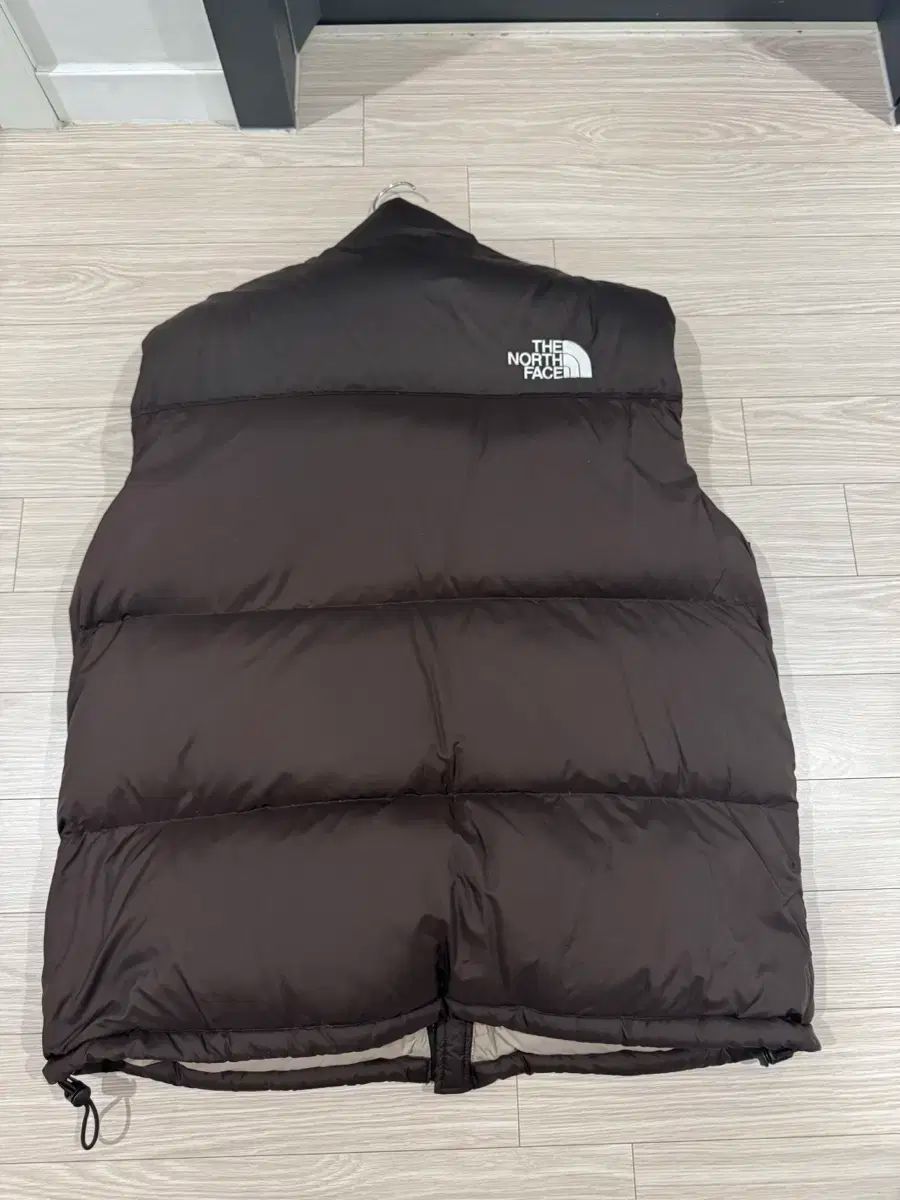 THE NORTH FACE ザノースフェイス ヌプシ ダウンベスト ブラウン XL