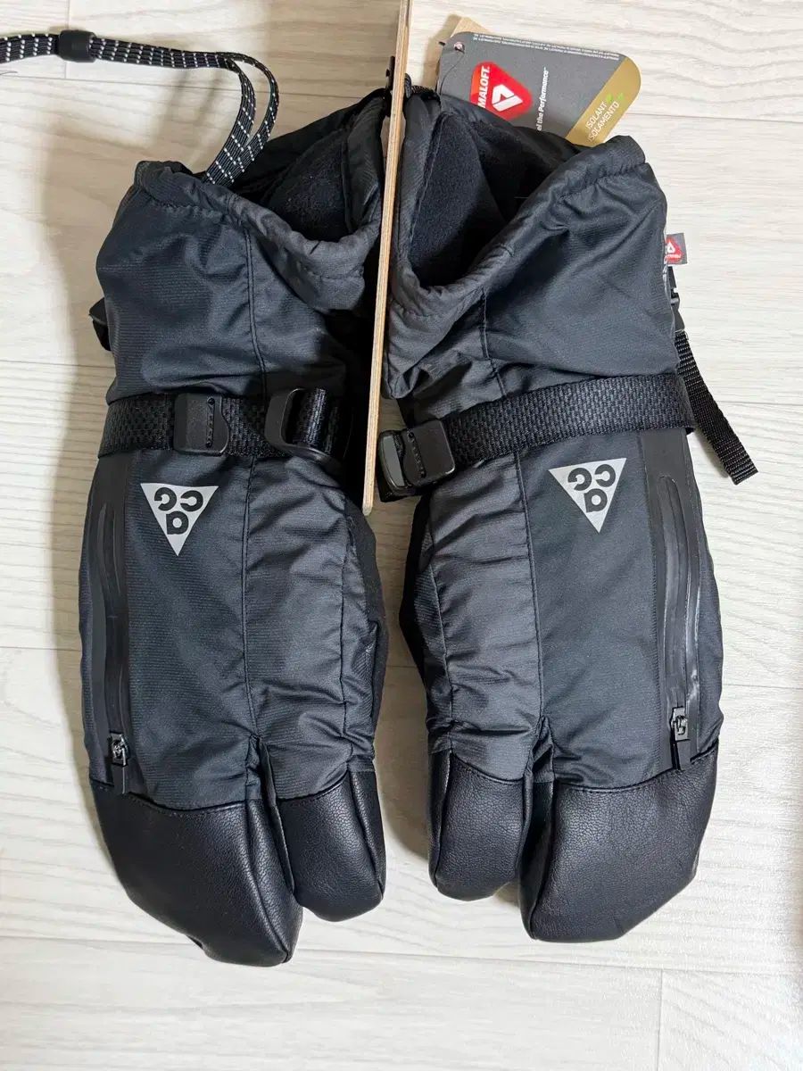 ナイキ acg ADV ゴアテックス スプリット ミット