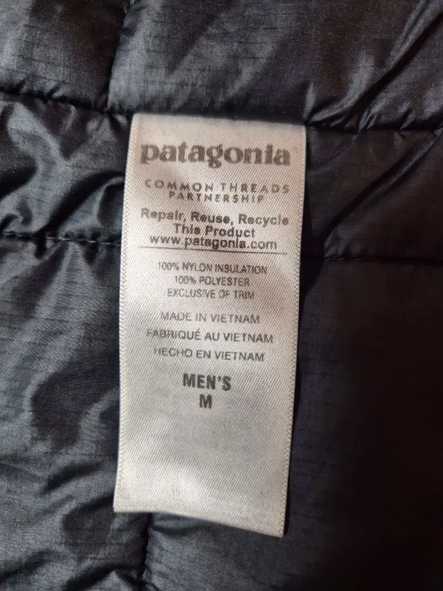 トゥーリ ジャケット